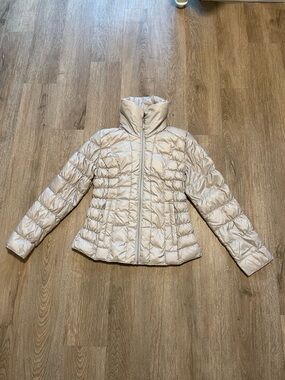Kenneth Cole Reaction Women's Light Beige Quilted Packable Puffer Jacket